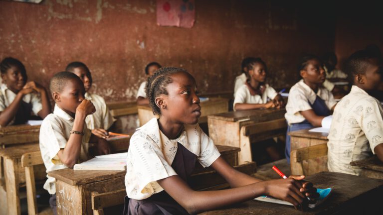 Edukacja w Afryce ma nieść nadzieję