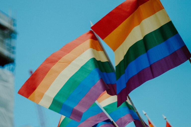 Ambasada USA przy Stolicy Apostolskiej wywiesiła flagę LGBT