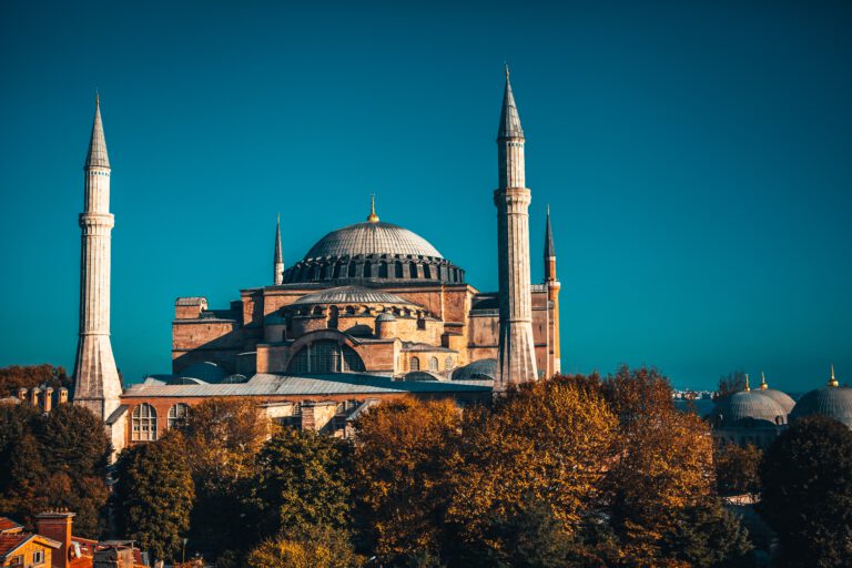 Hagia Sophia ulega zniszczeniu