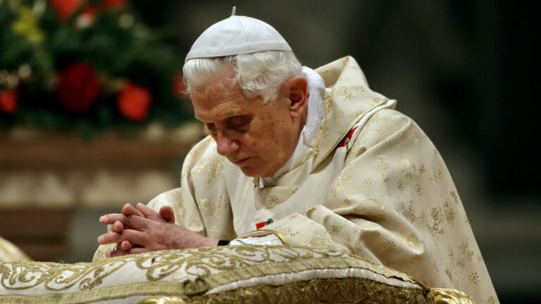 Benedykt XVI weźmie udział w akcie poświęcenia Rosji i Ukrainy