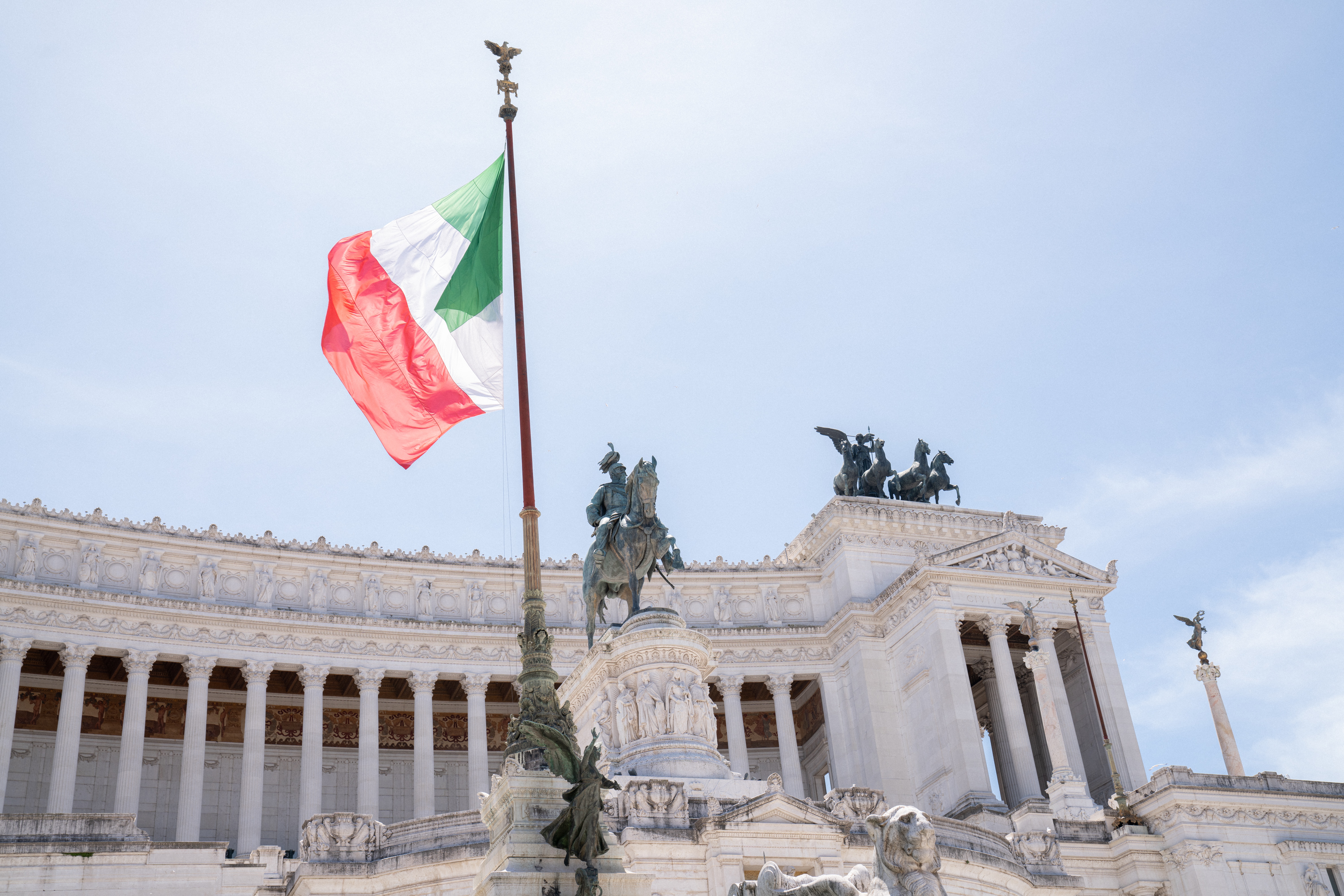 Włochy: zdewastowano siedzibę organizacji pro-life