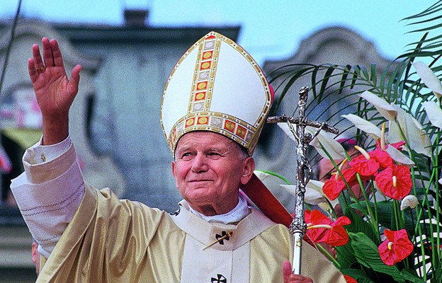 Atak na św. Jana Pawła II we włoskiej telewizji