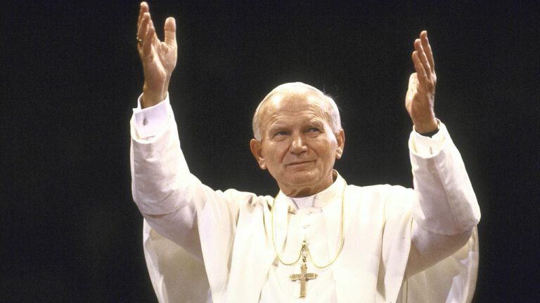 W obronie św. Jana Pawła II